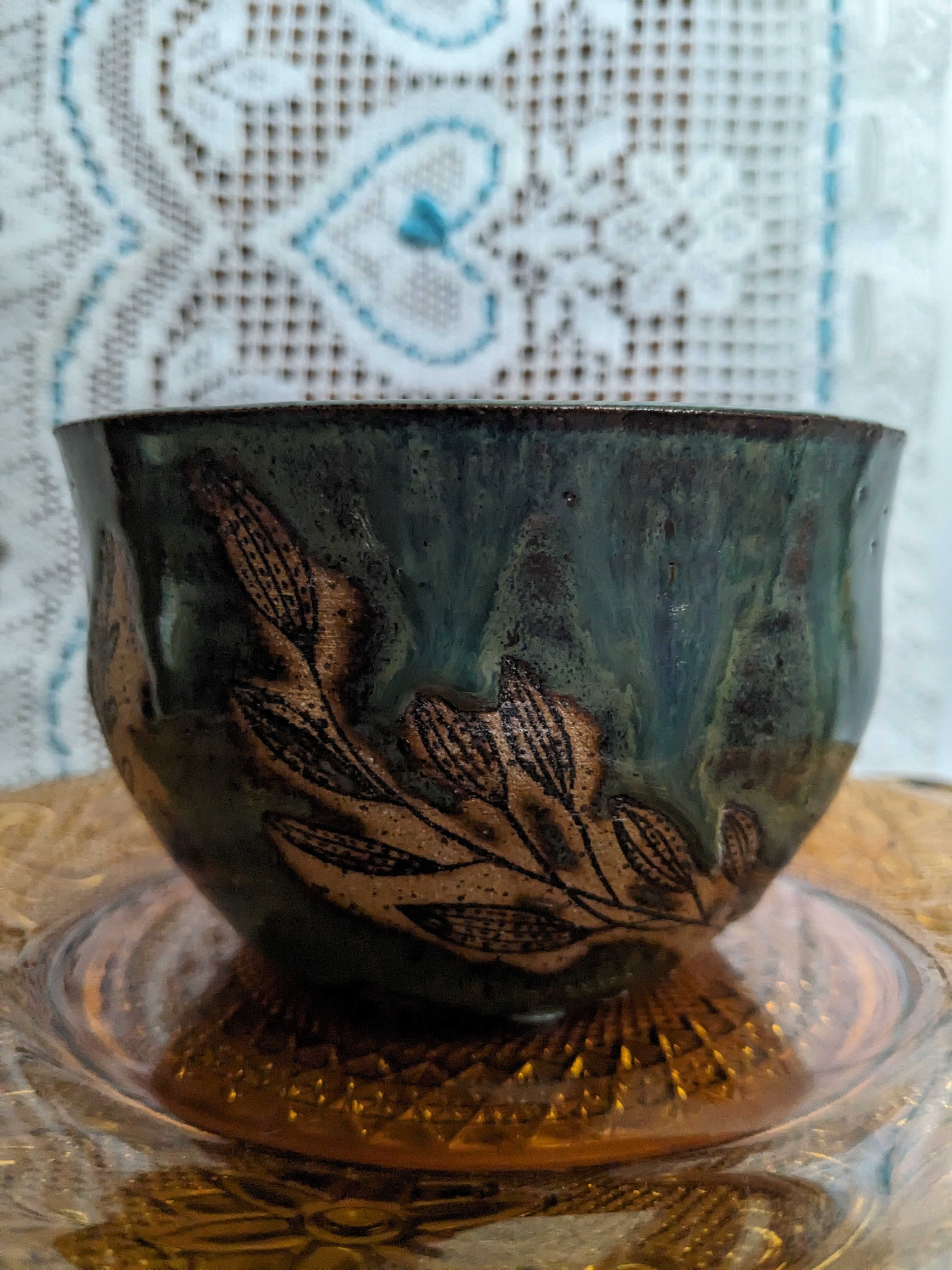 Cups and bowls